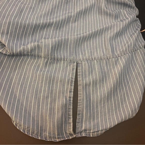 Velvet Heart Women’s Striped Button-Up Shirt - Picture 6 of 6